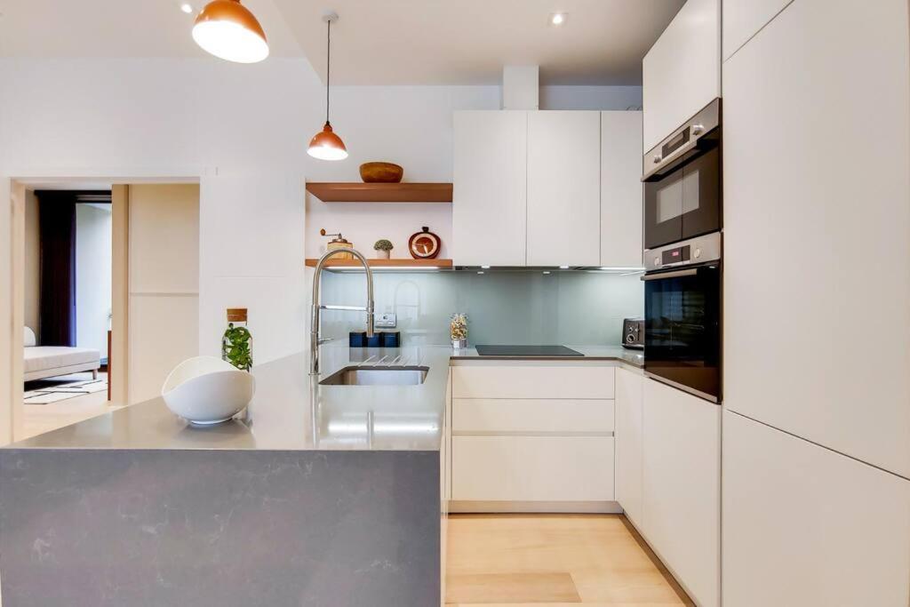 11 Borough Apartments - Bright & Spacious 2-Bed Near London Bridge Екстер'єр фото