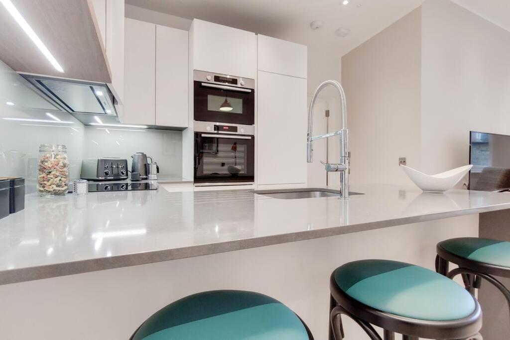 11 Borough Apartments - Bright & Spacious 2-Bed Near London Bridge Екстер'єр фото