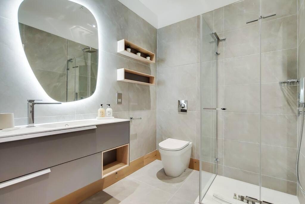 11 Borough Apartments - Bright & Spacious 2-Bed Near London Bridge Екстер'єр фото